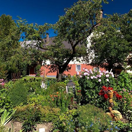 Gasthof Braeuer - Familie Eibensteiner Weißkirchen in Steiermark Eksteriør bilde