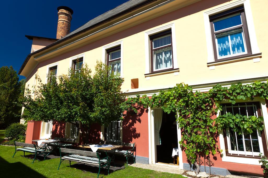 Gasthof Braeuer - Familie Eibensteiner Weißkirchen in Steiermark Eksteriør bilde